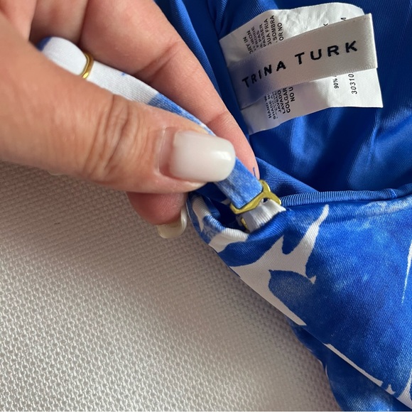 Trina Turk Women's Standard Basque Asymmetrical One
Piece Size 10 - Picture 9 of 12